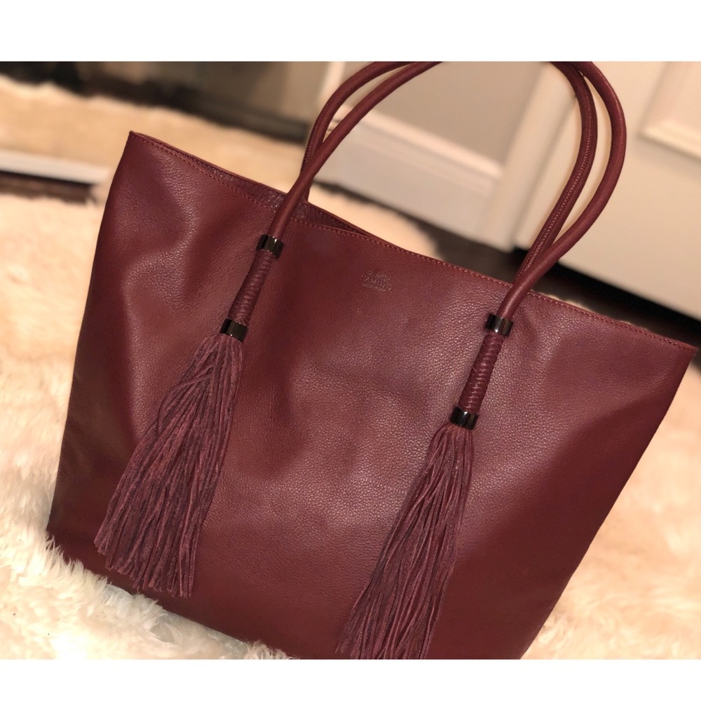 Vince Camuto TOTE